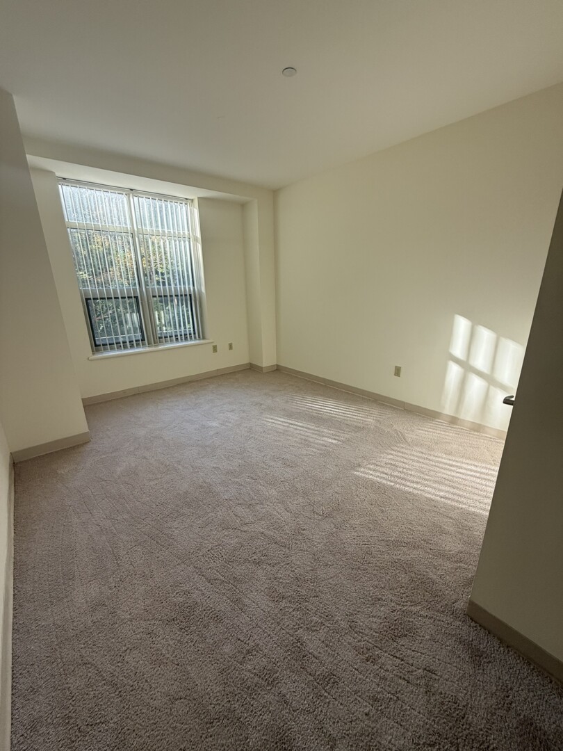 Bedroom of Halstead Burlington in Burlington
