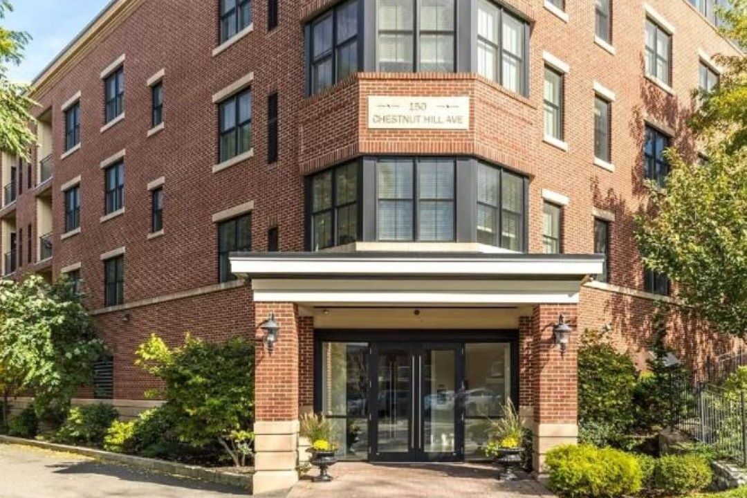 150 Chestnut Hill Ave
