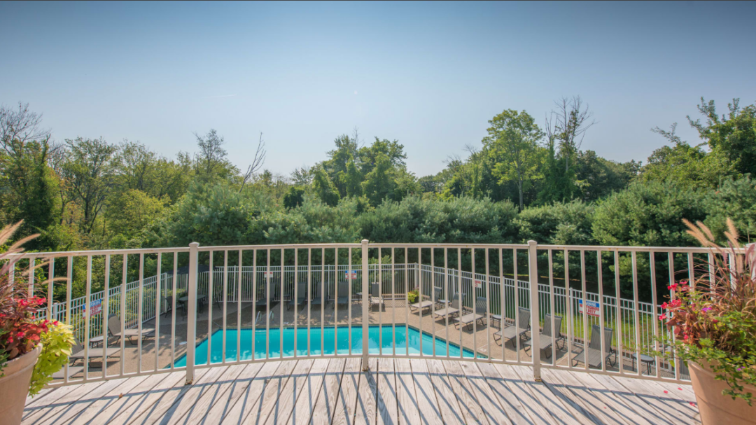 heritage stone ridge pool balcony view