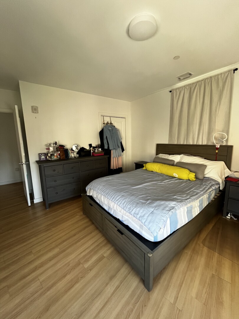 Bedroom of 88 Hudson in Chinatown