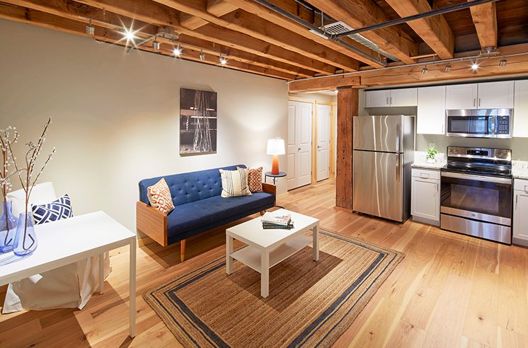 Living room of Ropewalk in Charlestown