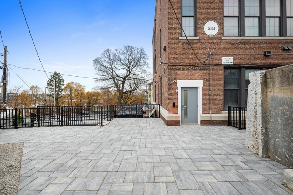 https://www.affordablelistings.com/wp-content/uploads/2026/03/22-waverly-community-patio.png