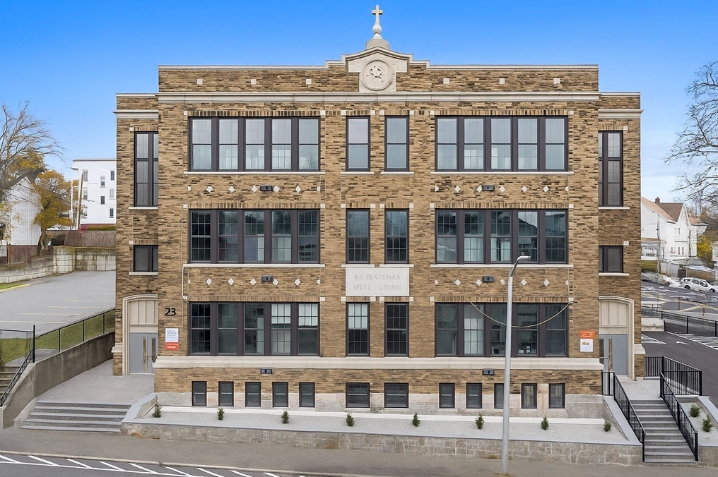 22 Waverly