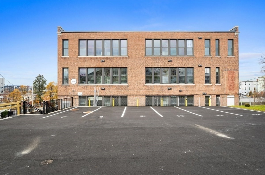Side Lot of 22 Waverly in Worcester