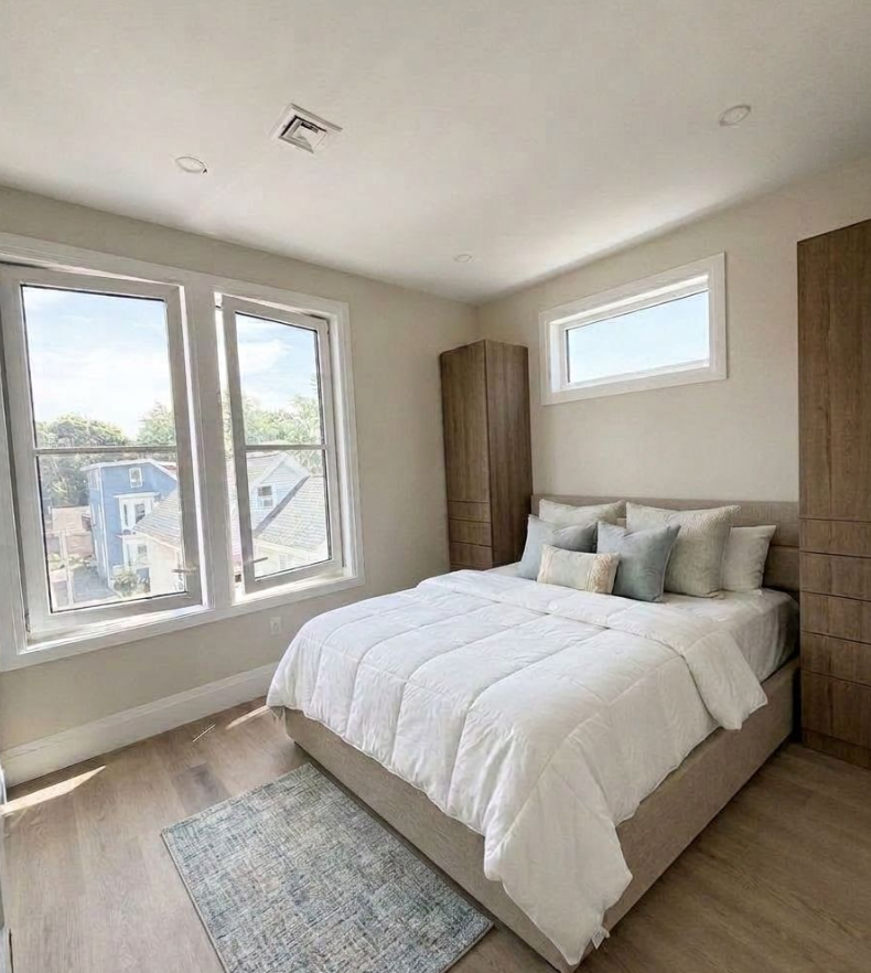Bedroom of 841 Columbia in Dorchester