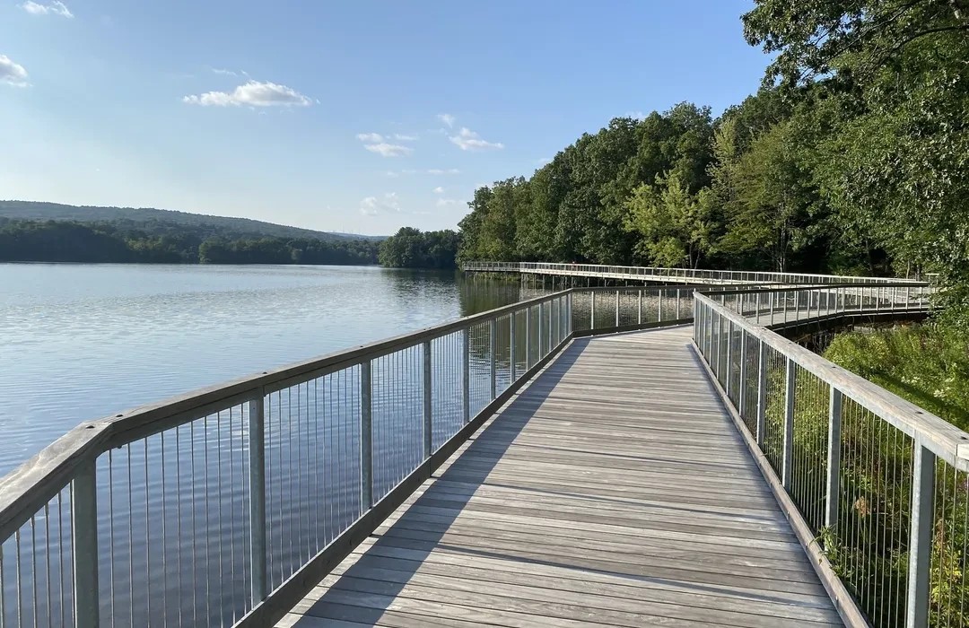 https://www.affordablelistings.com/wp-content/uploads/2026/08/the-overlook-at-coes-coes-pond.jpg