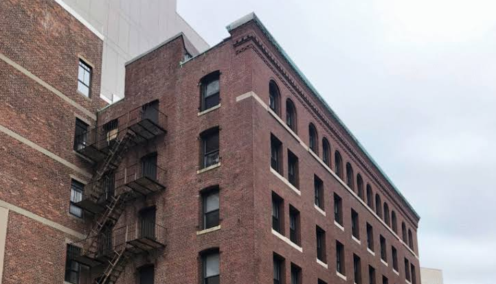 https://www.affordablelistings.com/wp-content/uploads/2026/09/portland-street-residences-roof-view.png